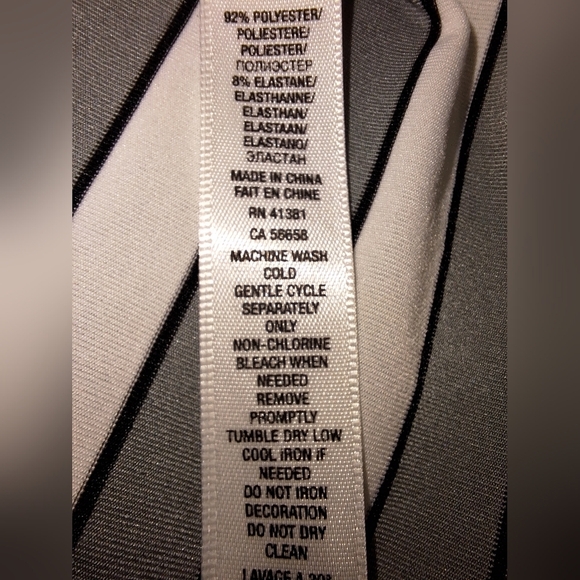 An RLX by Ralph Lauren men's large short sleeve Polo striped t-shirt. Pre-loved - Picture 7 of 8